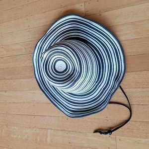 Pistil Women's Black & White Striped Sun Hat